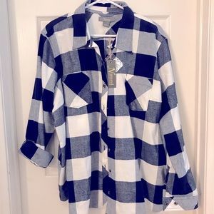 Comfortable flannel button top